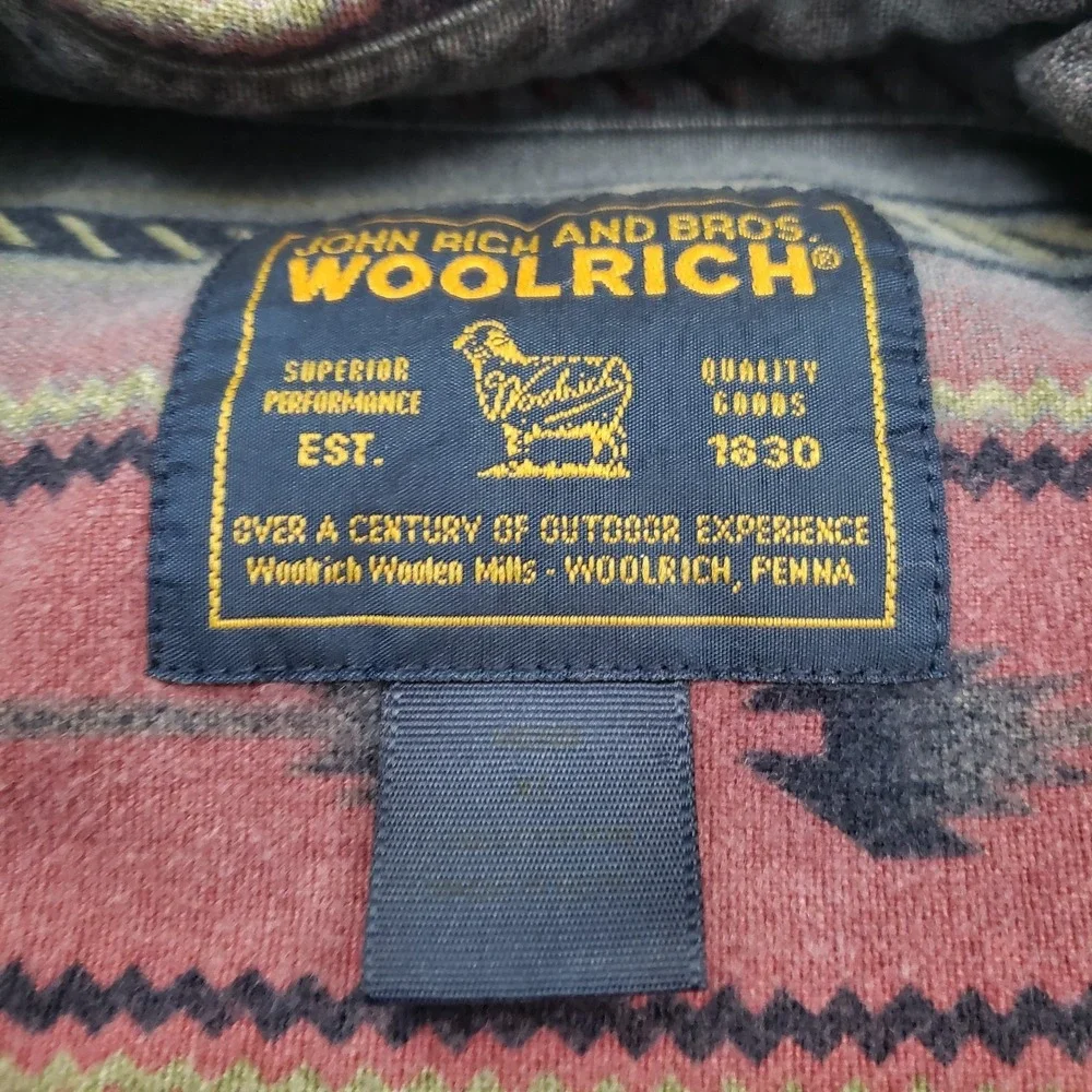 Woolrich‎ Shirt Mens XL Multicolor Long Sleeve Button Up Aztec Southwestern
